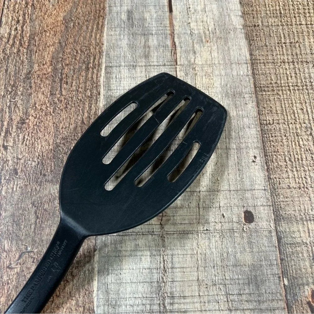 Vintage Pampered Chef USA Slotted Spatula Nylon Turner 428F Kitchen Utencils
